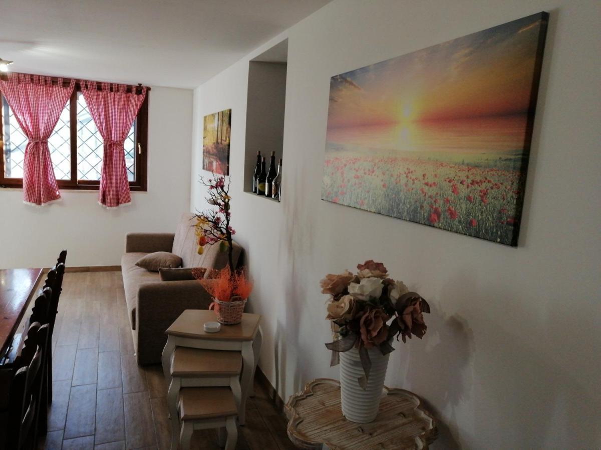 La Casa Del Borgo-Intero Appartamento Latina Exteriér fotografie