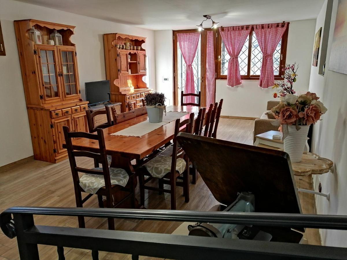 La Casa Del Borgo-Intero Appartamento Latina Exteriér fotografie