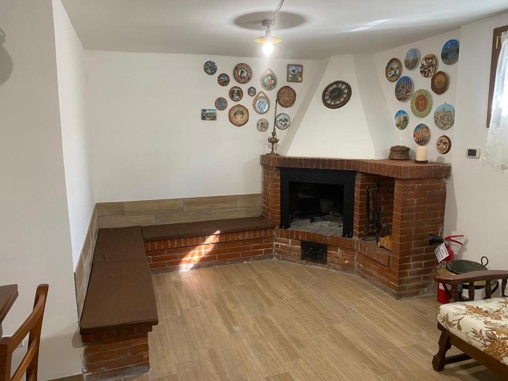La Casa Del Borgo-Intero Appartamento Latina Exteriér fotografie