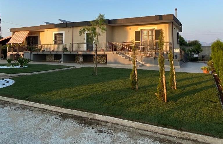 La Casa Del Borgo-Intero Appartamento Latina Exteriér fotografie